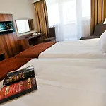 Jantar Medical Resort