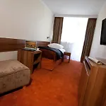 Jantar Medical Resort 3*
