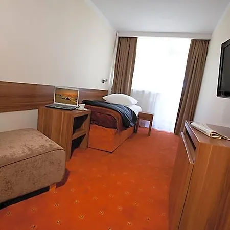 Jantar Medical Resort