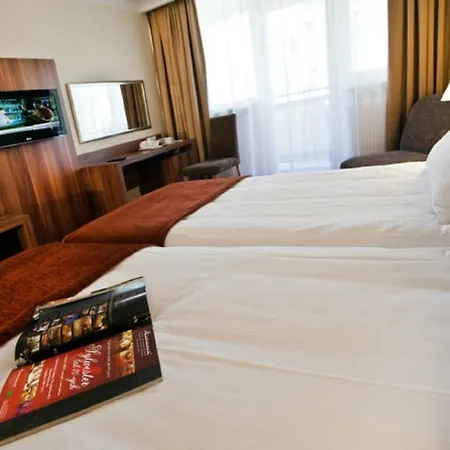 Jantar Medical Resort