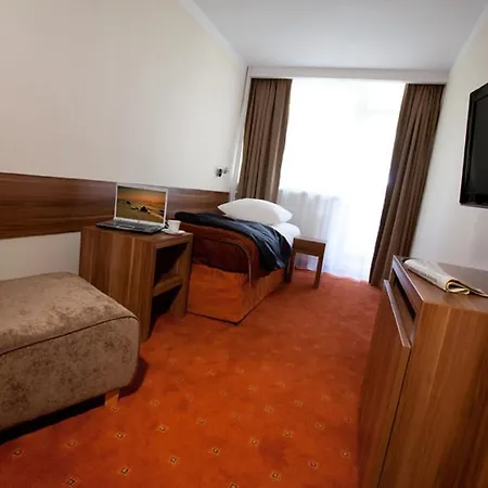 Jantar Medical Resort 3*